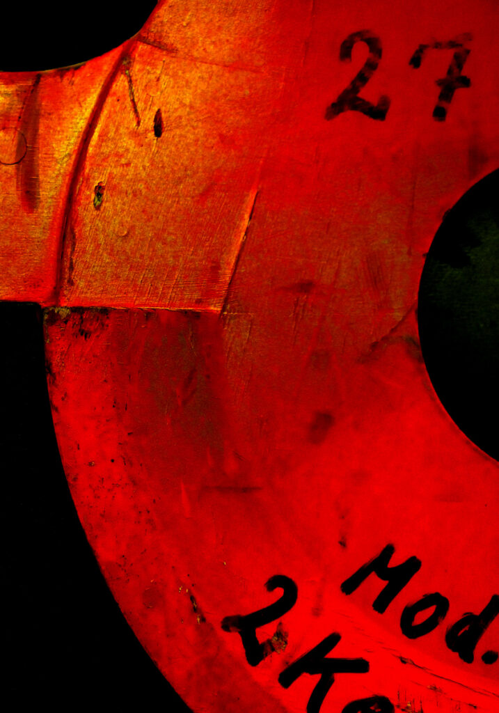 schwarz-rot I